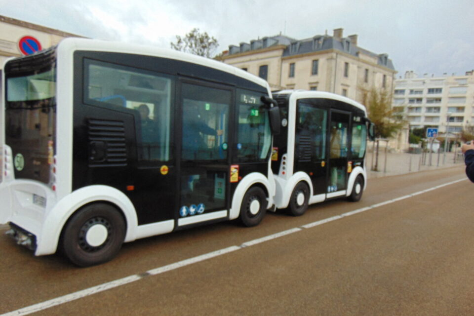 Les Sables-d’Olonne: the Tramouette, a new free electric shuttle service in the town centre